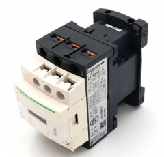  Contactor (Khởi động từ) LC1D18M7
